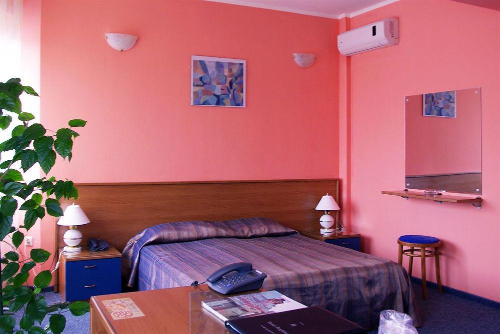 Hotel Reghina Timişoara Exterior foto