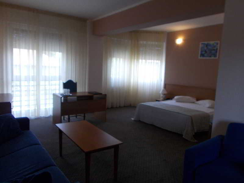 Hotel Reghina Timişoara Exterior foto
