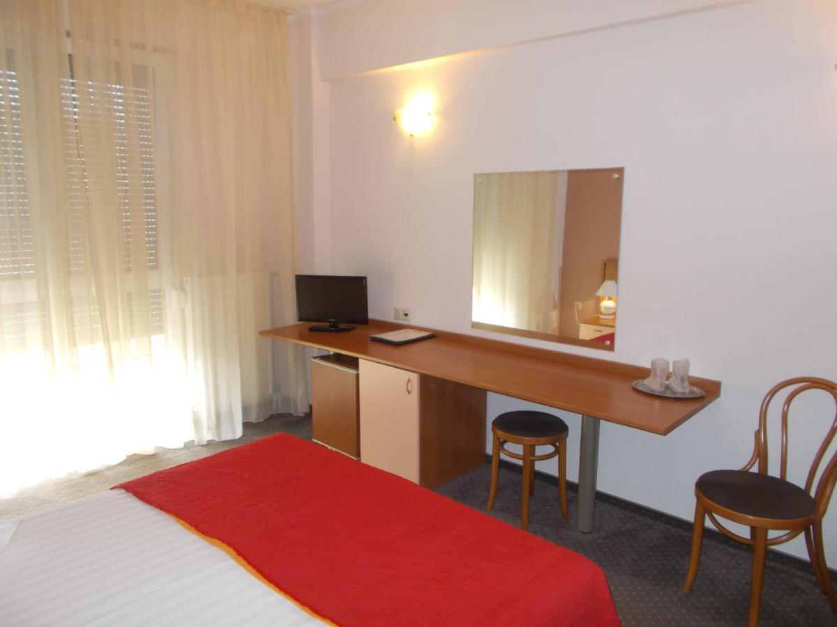Hotel Reghina Timişoara Quarto foto